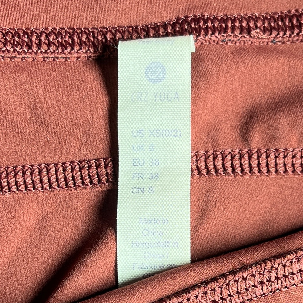 CRZ YOGA Rust Bike Shorts - Picture 2 of 5